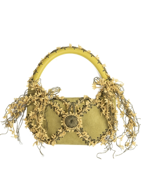 Не одним красным едины. Оливковый — тренд