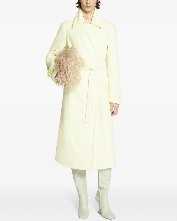 Замуж в дождь? В модном тренче —