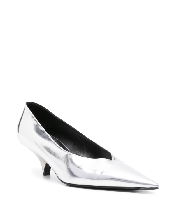 Повод есть. Показываем 20 пар блестящих туфель