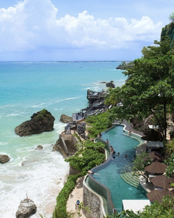 Медовый месяц осенью — куда поехать?