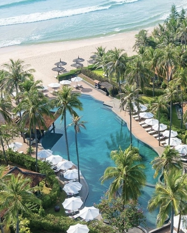 Медовый месяц осенью — куда поехать?