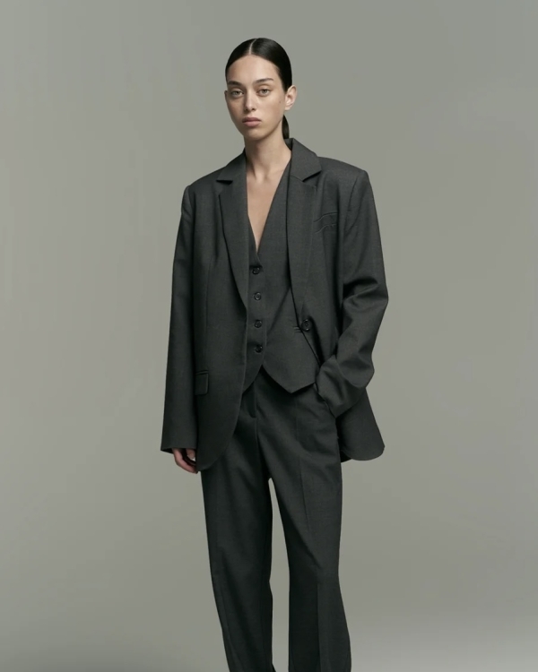 Back to office. 20 модных образов в