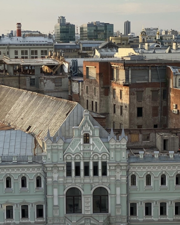 Где устроить предсвадебную съемку осенью в Москве?