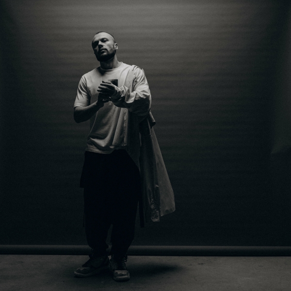 Диджеи Антон Пругло