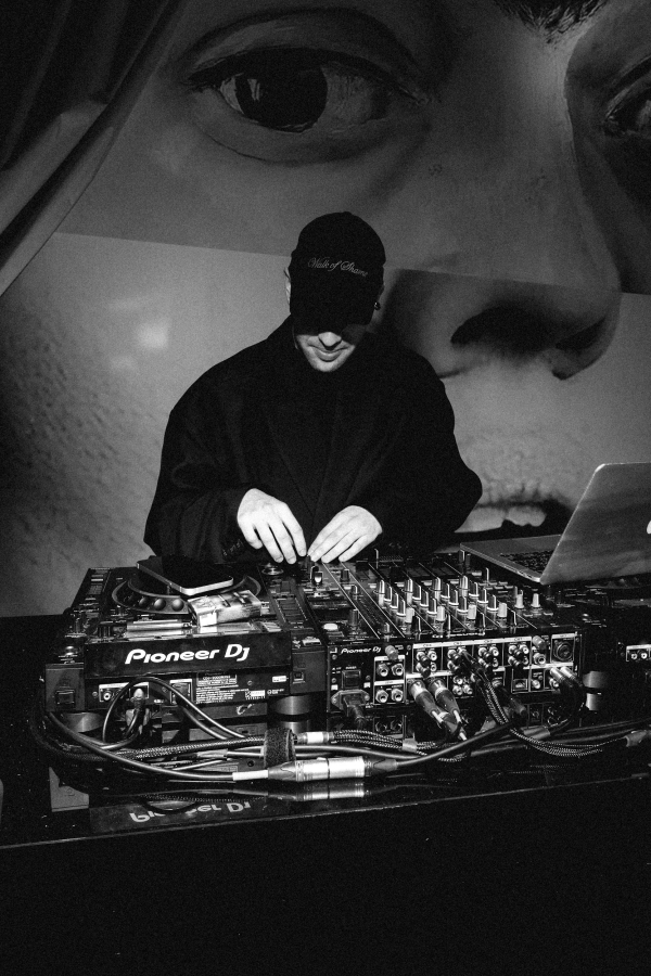 Кутеж, дебош и провокация на юбилее 50