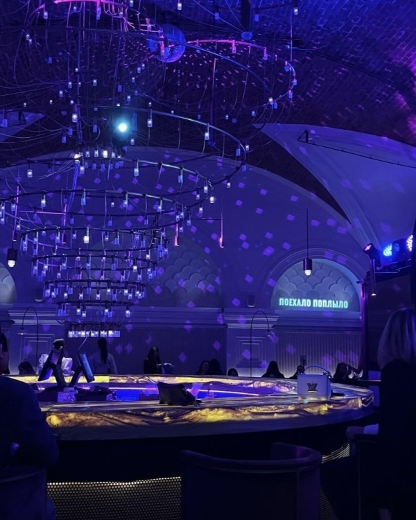 Танцуют все! Лучшие бары и клубы Санкт-Петербурга