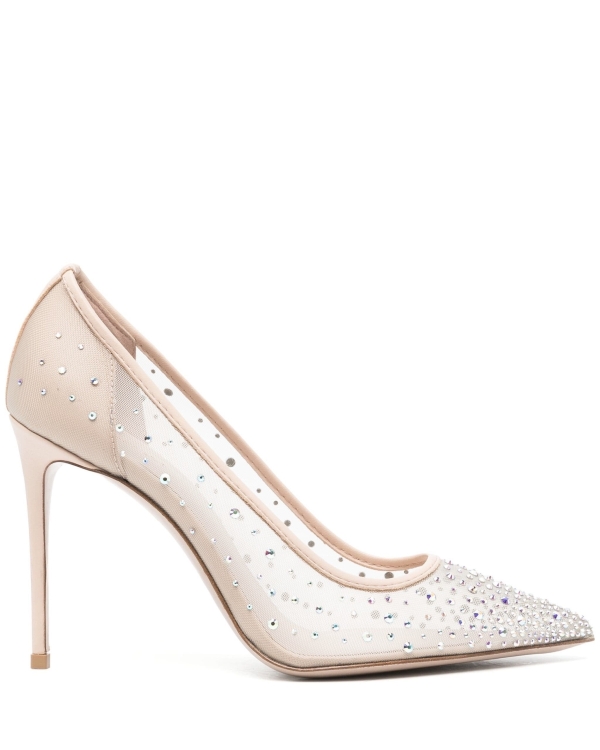 Повод есть. Показываем 20 пар блестящих туфель