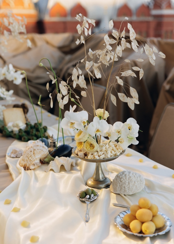 Ваша идеальная камерная свадьба — на террасе Four