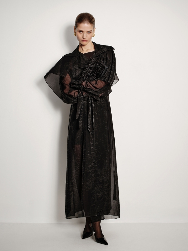 Замуж в дождь? В модном тренче —