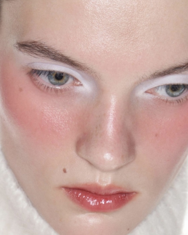 Когда душа требует перемен: тренды осеннего макияжа