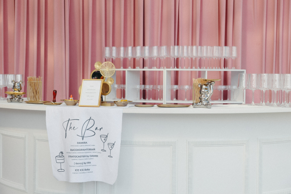 Синергия противоположностей на свадьбе Russian Wedding Group