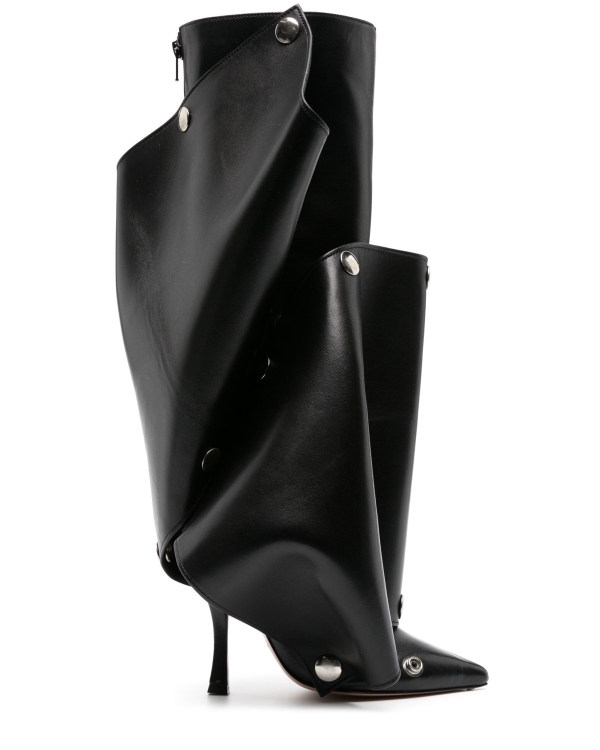 Сапоги, которые хочется показывать: 20 актуальных пар