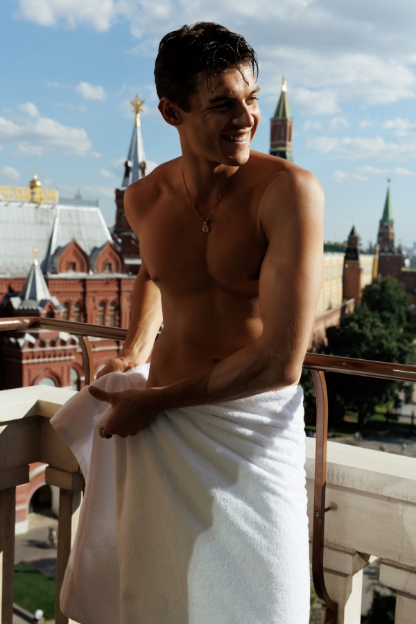 Ваша идеальная камерная свадьба — на террасе Four