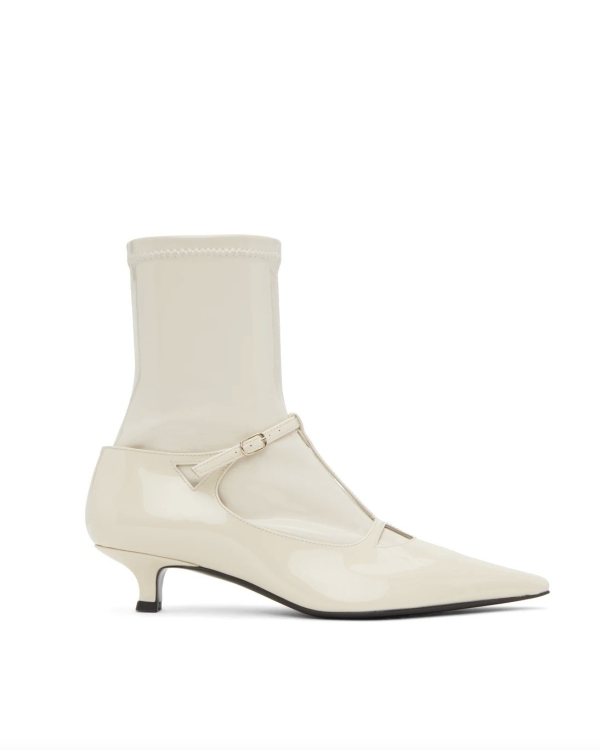 Сапоги, которые хочется показывать: 20 актуальных пар