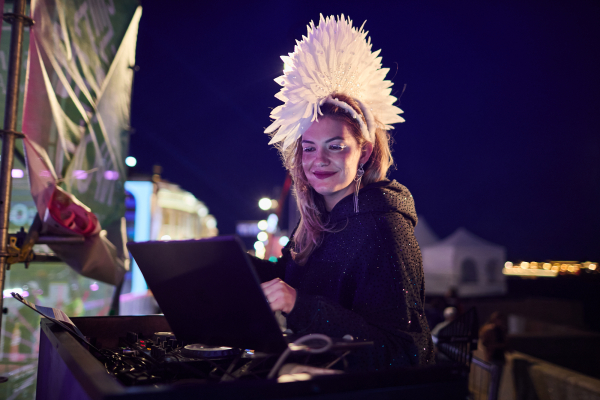 Диджеи Людмила Щербакова