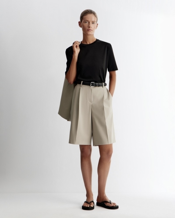 Back to office. 20 модных образов в