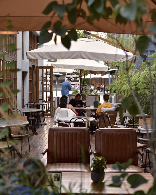 «Рисуем вместе» в Пушкинском, кинопоказ в бассейне