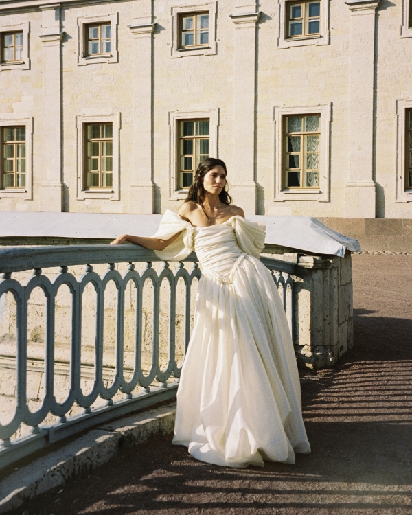 На вес золота: самые стильные невесты сезона