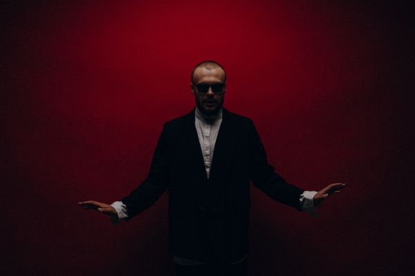 Диджеи Антон Пругло