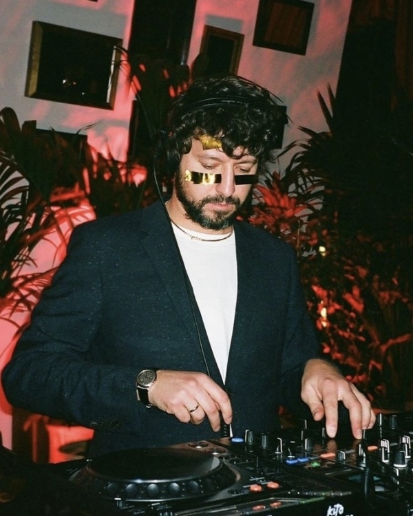 Танцуют все! Лучшие бары и клубы Санкт-Петербурга