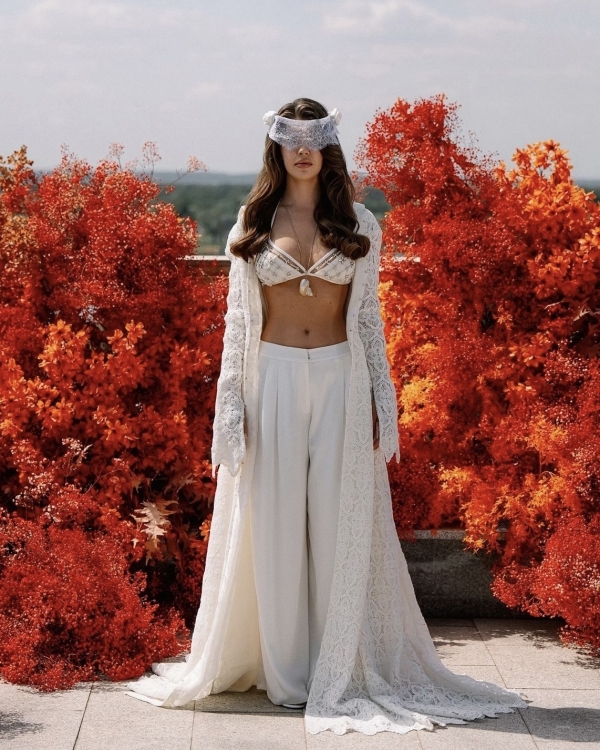 На вес золота: самые стильные невесты сезона