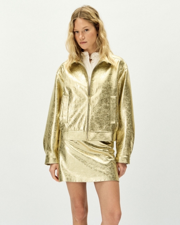 Утепляемся: что надеть невестам поверх свадебного платья