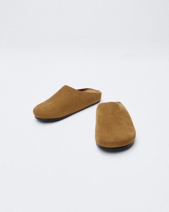 Как Pantone прописал. Собираем гардероб в модных