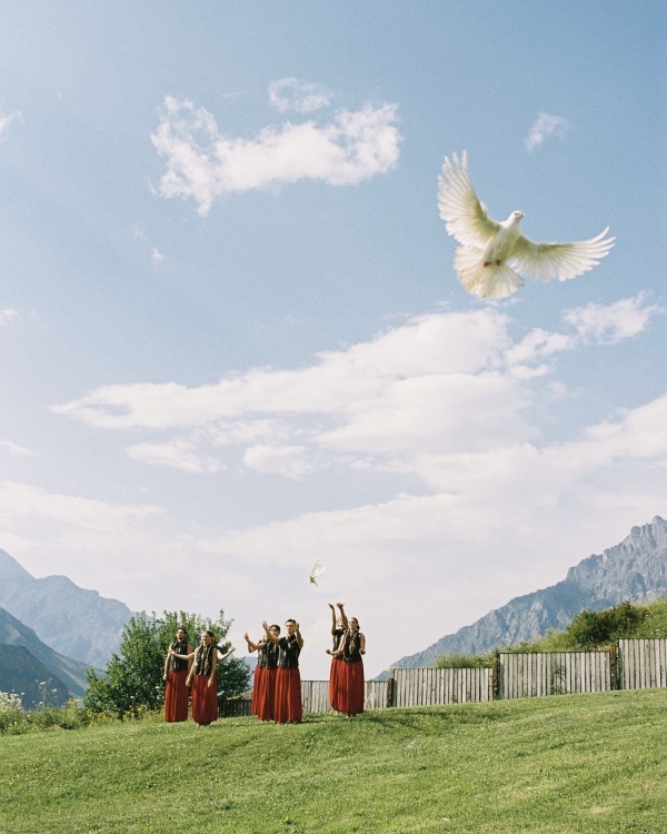 «Иностранцам хотелось показать грузинскую свадьбу, а местных