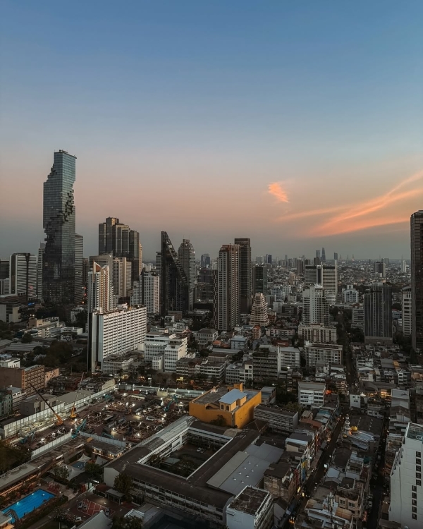 5 маршрутов для отпуска осенью, куда не