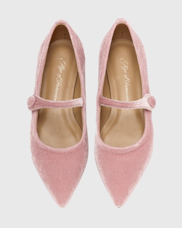 Как Pantone прописал. Собираем гардероб в модных