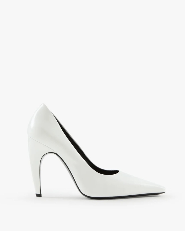 Невестам нужны одни идеальные лодочки, которые никогда