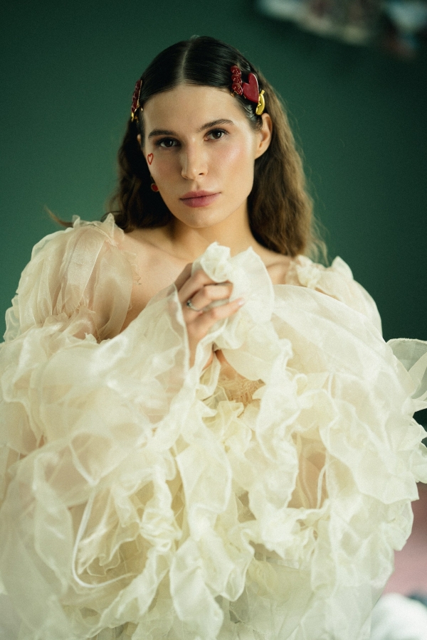 Интервью с невестой о свадьбе в трех