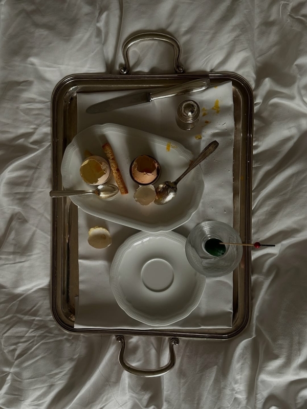 Вы оба работаете из дома. Как не