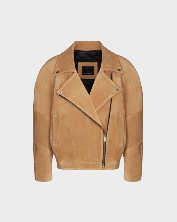 Как Pantone прописал. Собираем гардероб в модных