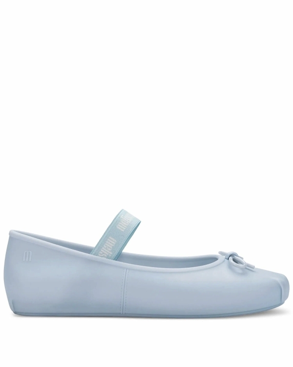 В прогнозе на свадьбу дождь? Надевайте резиновую