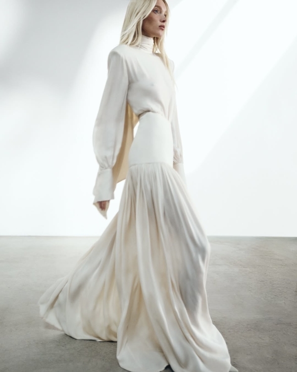 С уважением к традициям. Показываем актуальные платья