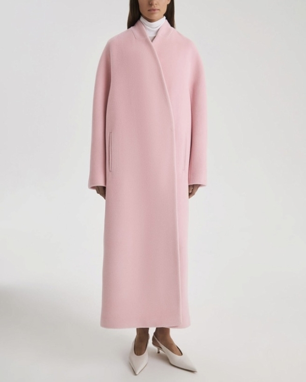 Утепляемся: что надеть невестам поверх свадебного платья