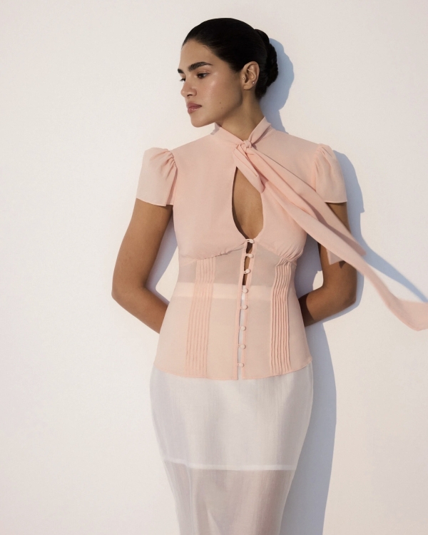 Как Pantone прописал. Собираем гардероб в модных