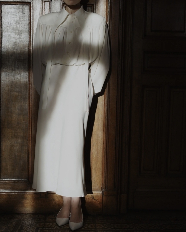 С уважением к традициям. Показываем актуальные платья