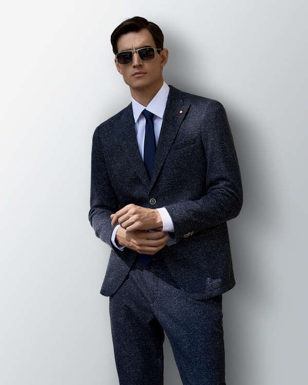 Что надеть жениху на свадьбу: 5 костюмов