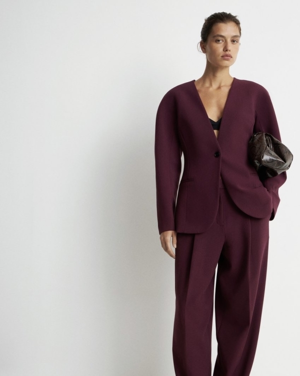 Как Pantone прописал. Собираем гардероб в модных