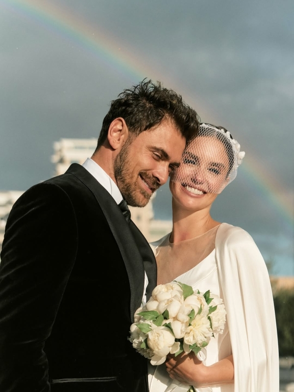 Агата Муцениеце вышла замуж во второй раз