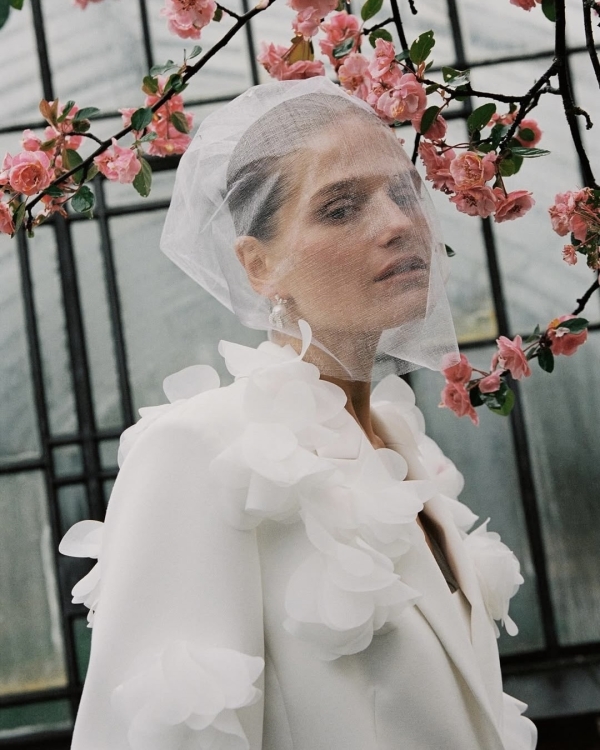 Утро перед свадьбой. Как позировать невесте?