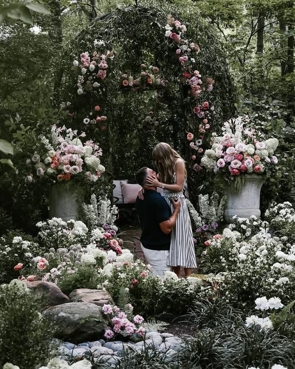 Как помолвочное кольцо Тейлор Свифт меняет правила