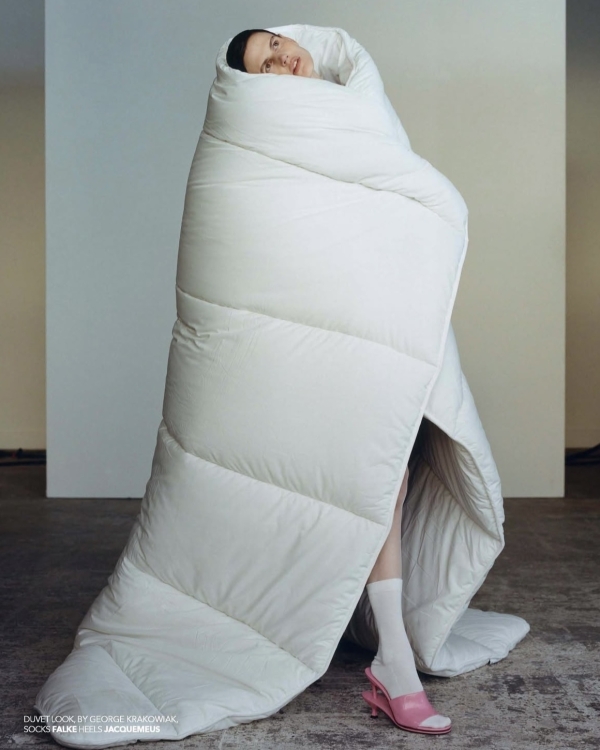 Где найти босоножки для свадебного образа?