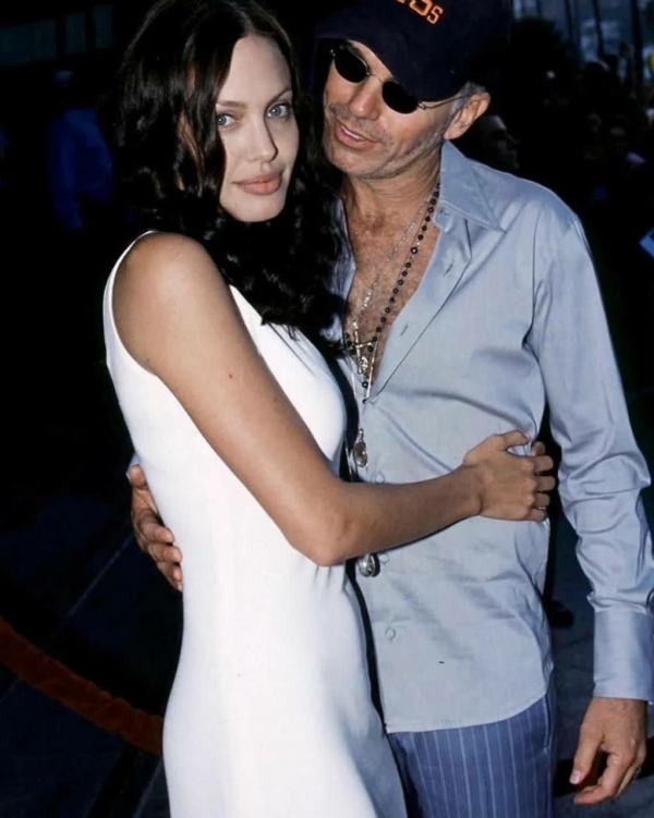 Безумная любовь Анджелины Джоли и Билли Боба