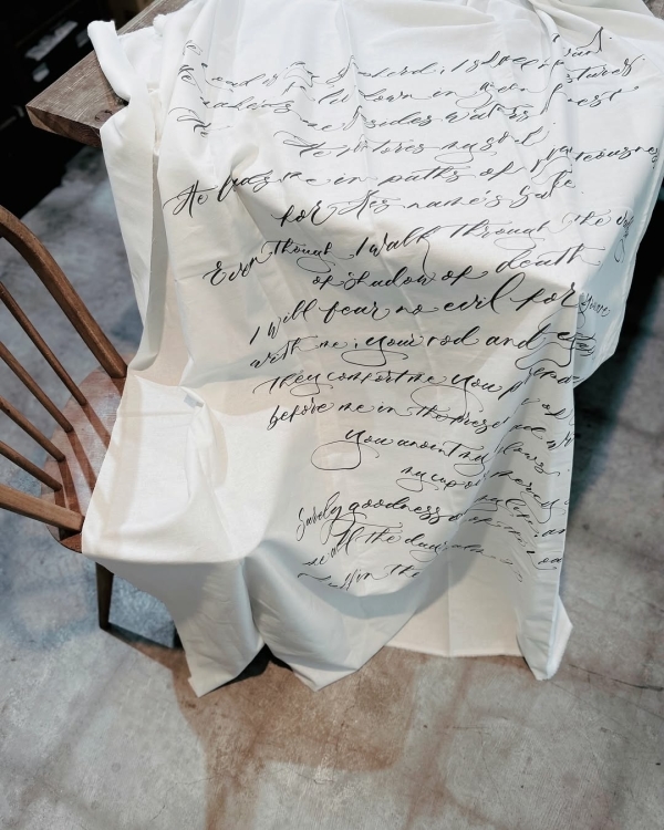 Все предначертано. 40 референсов, как оформить каллиграфию