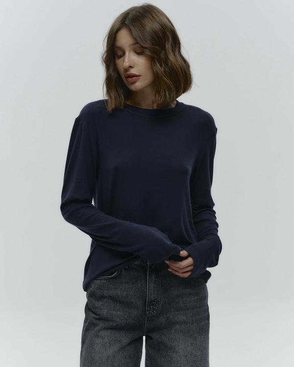 Как Pantone прописал. Собираем гардероб в модных