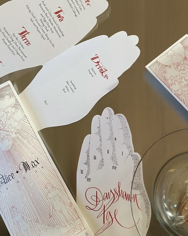 Все предначертано. 40 референсов, как оформить каллиграфию