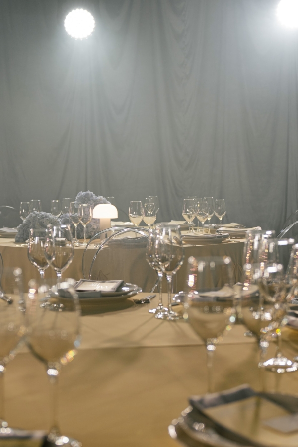 Почему современный минимализм в свадьбах — это